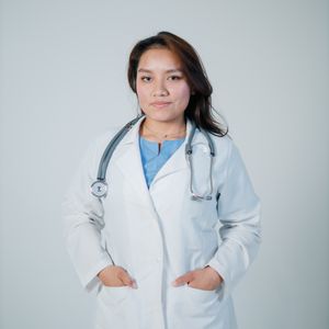 Dr. Sofia Reyes